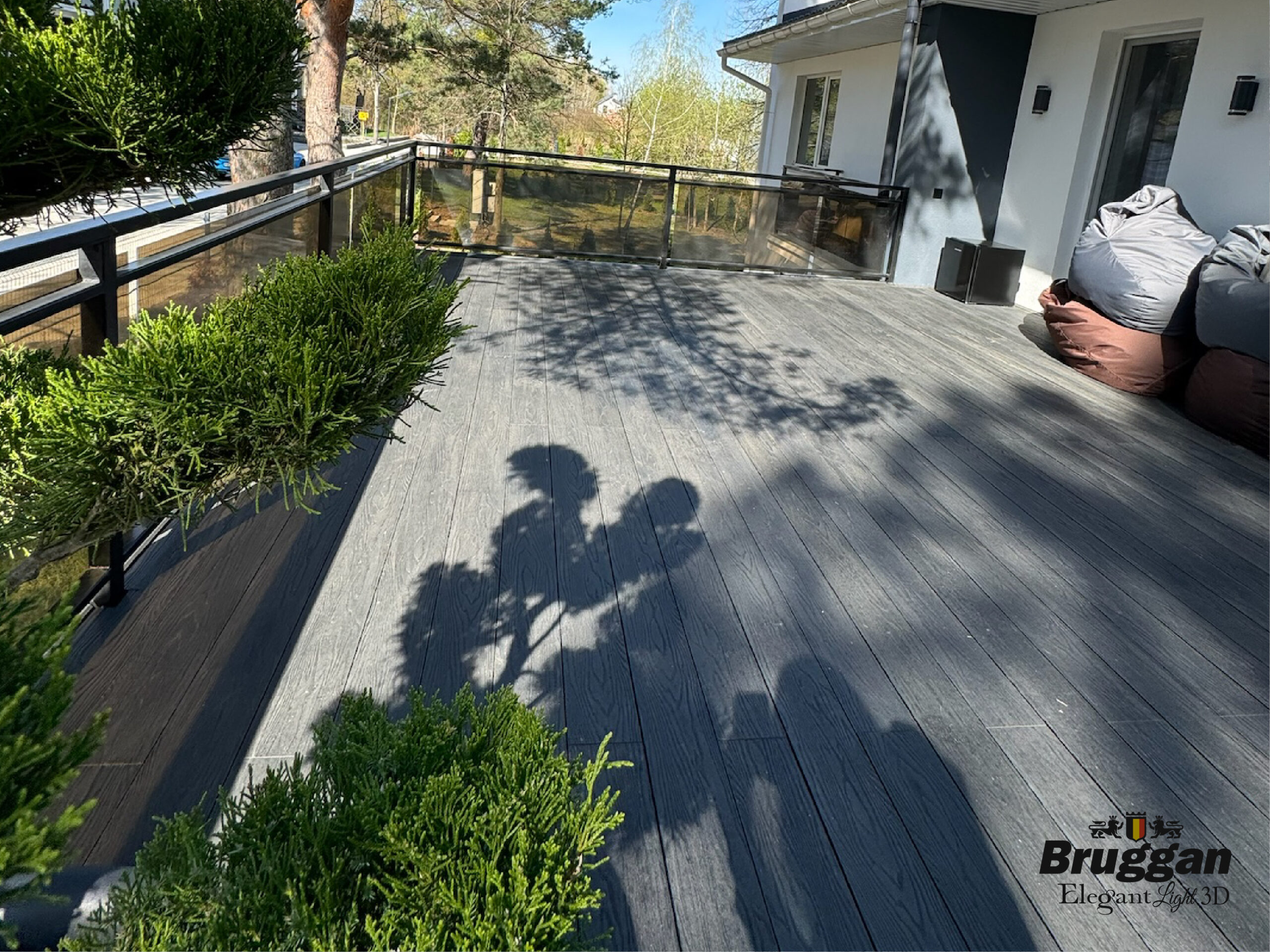 Террасная доска Bruggan Elegant Light 3D Anthracite. 3Д тиснение. Для террас, веранд, бассейнов, подшивки крыш.