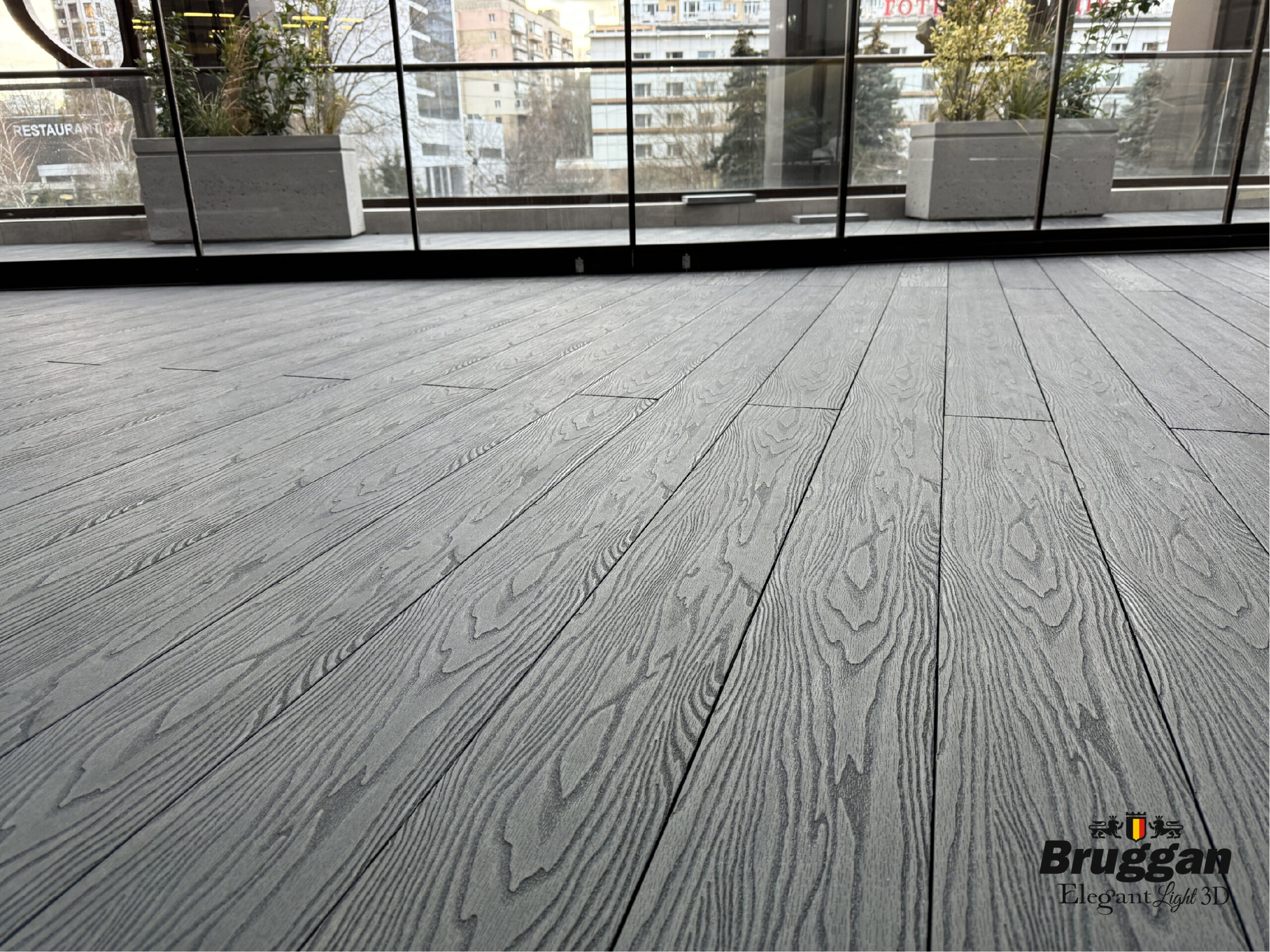 Терасна дошка Bruggan Elegant Light 3D Anthracite. 3Д тиснення. Для терас, веранд, басейнів, підшивки дахів.