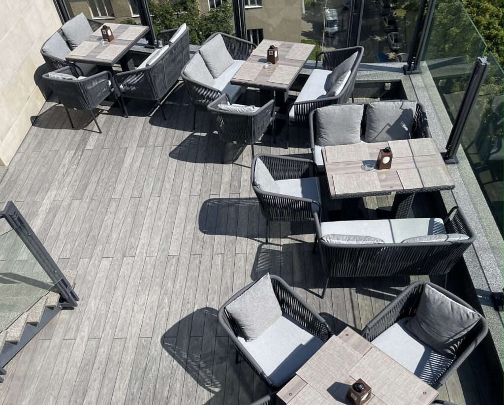 Projekte der Saison. Die schönsten und einzigartigsten Terrassen aus Woodplast-Verbundplatten.