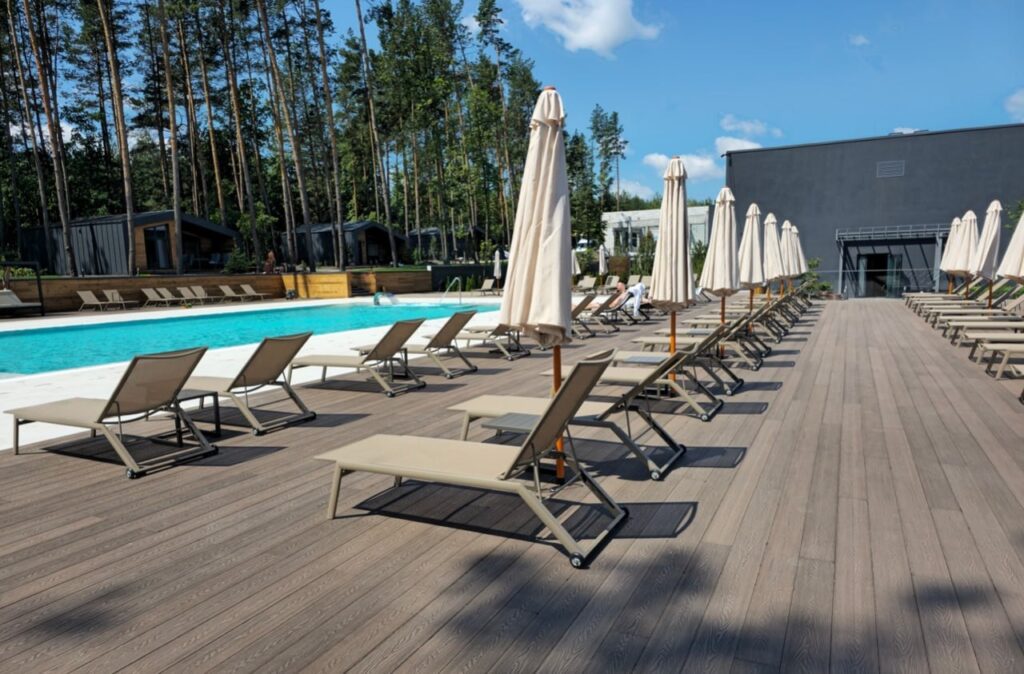 Projekte der Saison. Die schönsten und einzigartigsten Terrassen aus Woodplast-Verbundplatten.
