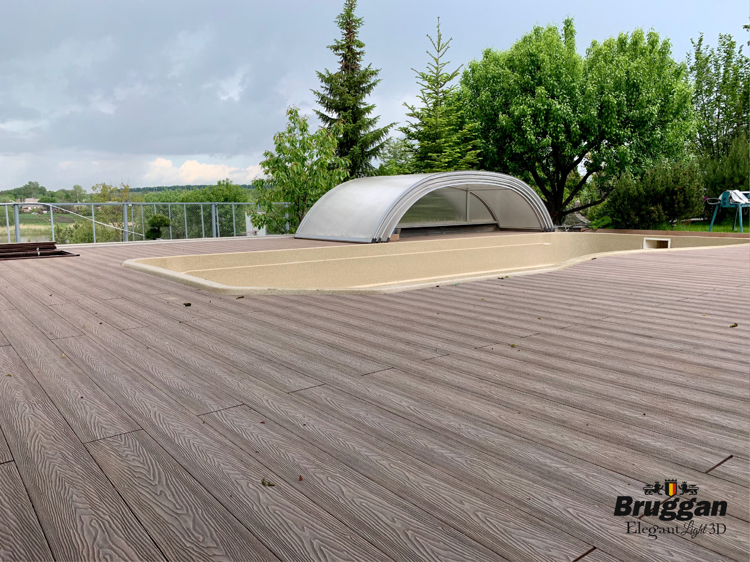 Терасна дошка Bruggan Elegant Light 3D Wine Brown. 3Д тиснення. Для терас, альтанок, веранд, басейнів, підшивки дахів.