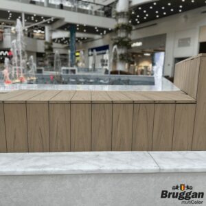 Projekte der saison: die schönsten und einzigartigsten terrassen aus verbundterrassendielen von Woodplast. Bruggan Multicolour Terrassendielen sind außergewöhnlich widerstandsfähig gegen Stöße oder Kratzer und hält einer hohen Feuchtigkeitsbelastung stand.