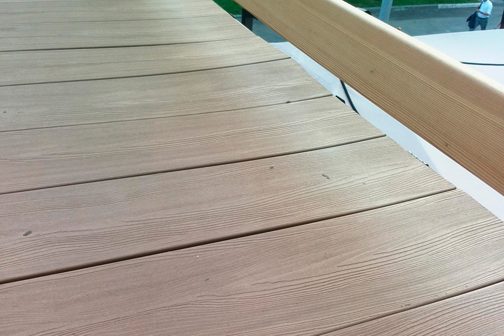 Wie wählt man Terrassendielen richtig je nach Region aus? Eine ehrliche Analyse für alle, die ihre Terrasse nicht schon nach zwei Jahren umbauen möchten