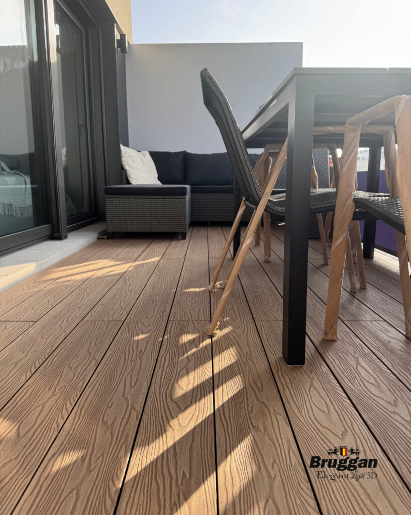 Die schönsten Wooplast-Projekte des Jahres 2025. Barcelona, Bruggan Elegant | Natural Copper